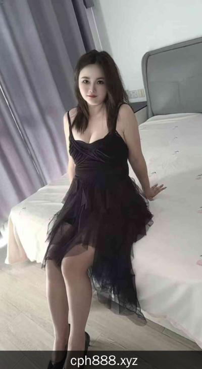 上城云峰少妇笑笑