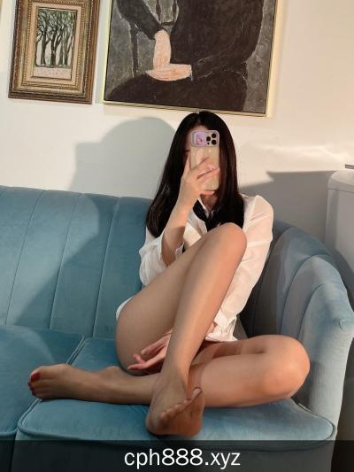 武侯清纯系完美蜜桃臀