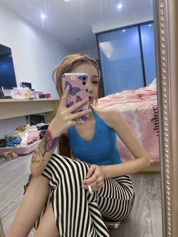 天河新人美女