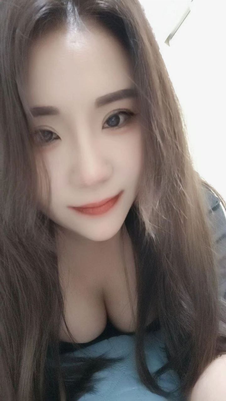 白云思思