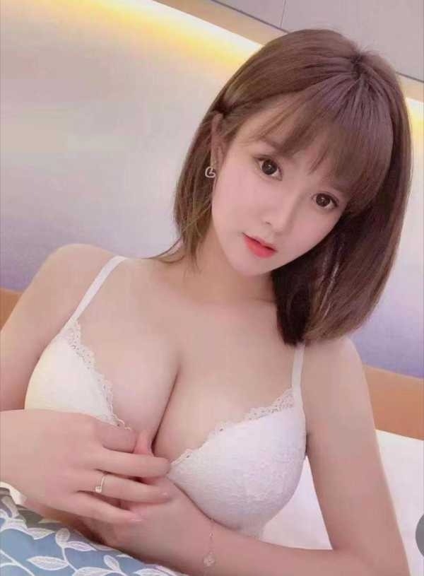 东莞会一字马瑜伽老师-莉莉
