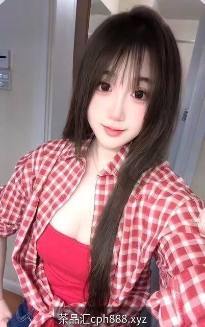 白嫩性感美女凡凡